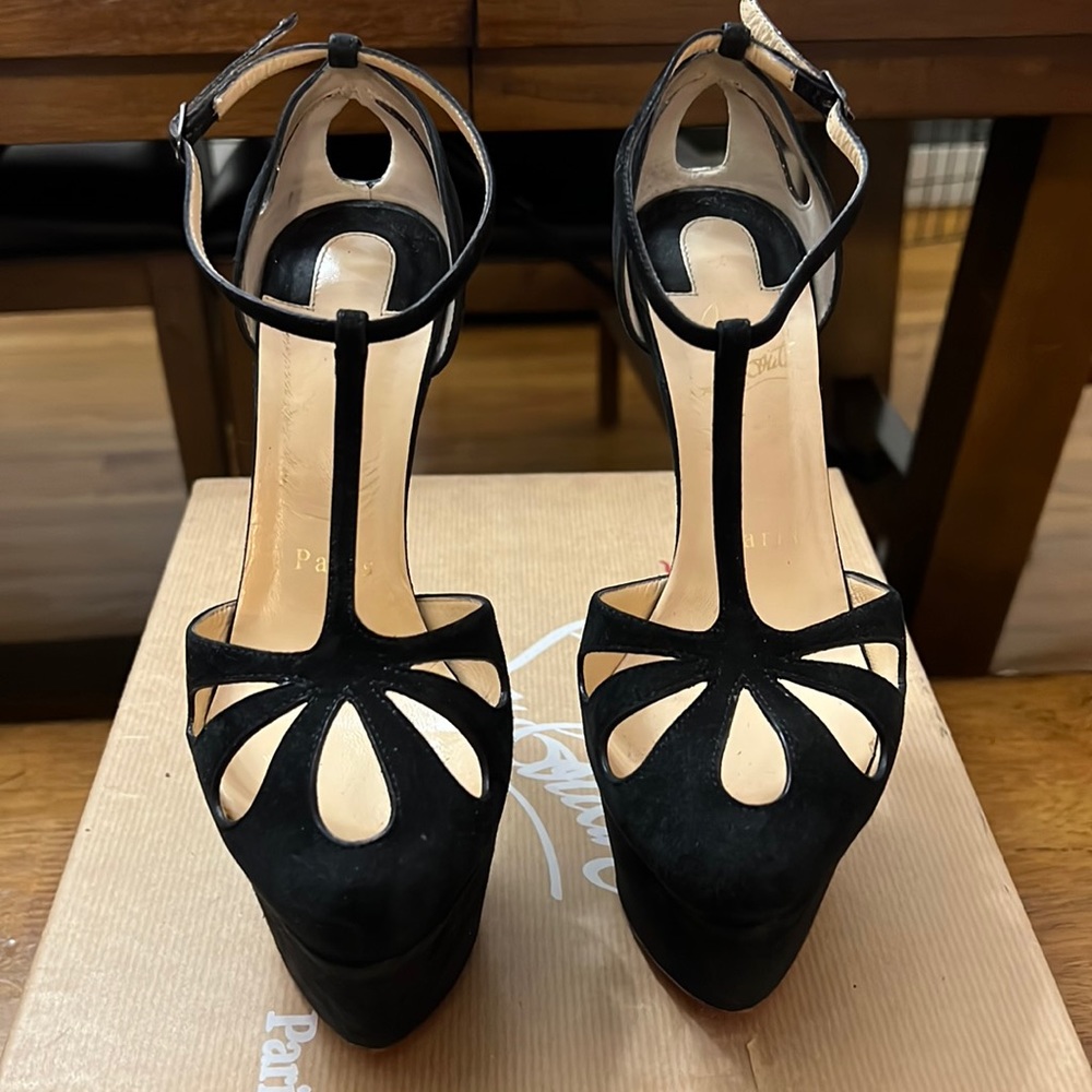 Christian Louboutin Size 36 Amyada 160 Black Suede T-Strap Platform